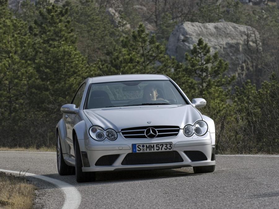  Mercedes-Benz CLK63 AMG Black Edition 2007 года  (фото 38 из 61)